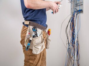 Essential Electrical Safety for DIY Troubleshooters